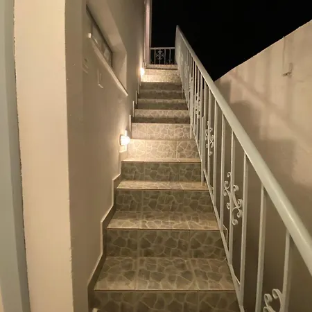 아파트 Votsalo 이오스 코라