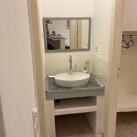 Votsalo 이오스 코라